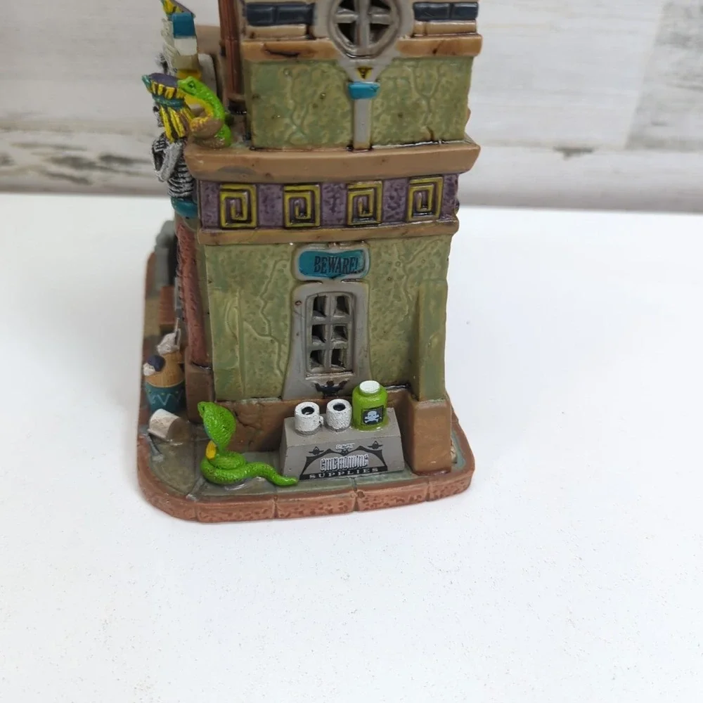 Lemax Spooky Town 2022 That's A Wrap Mummy Mortuary #25850 Egyptian Mummies